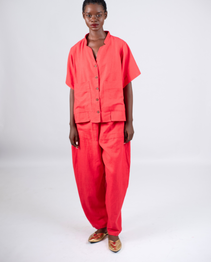 Chore Blouse in Red Linen
