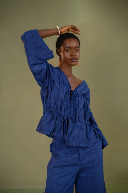 Bowie Top in Navy Blue Linen