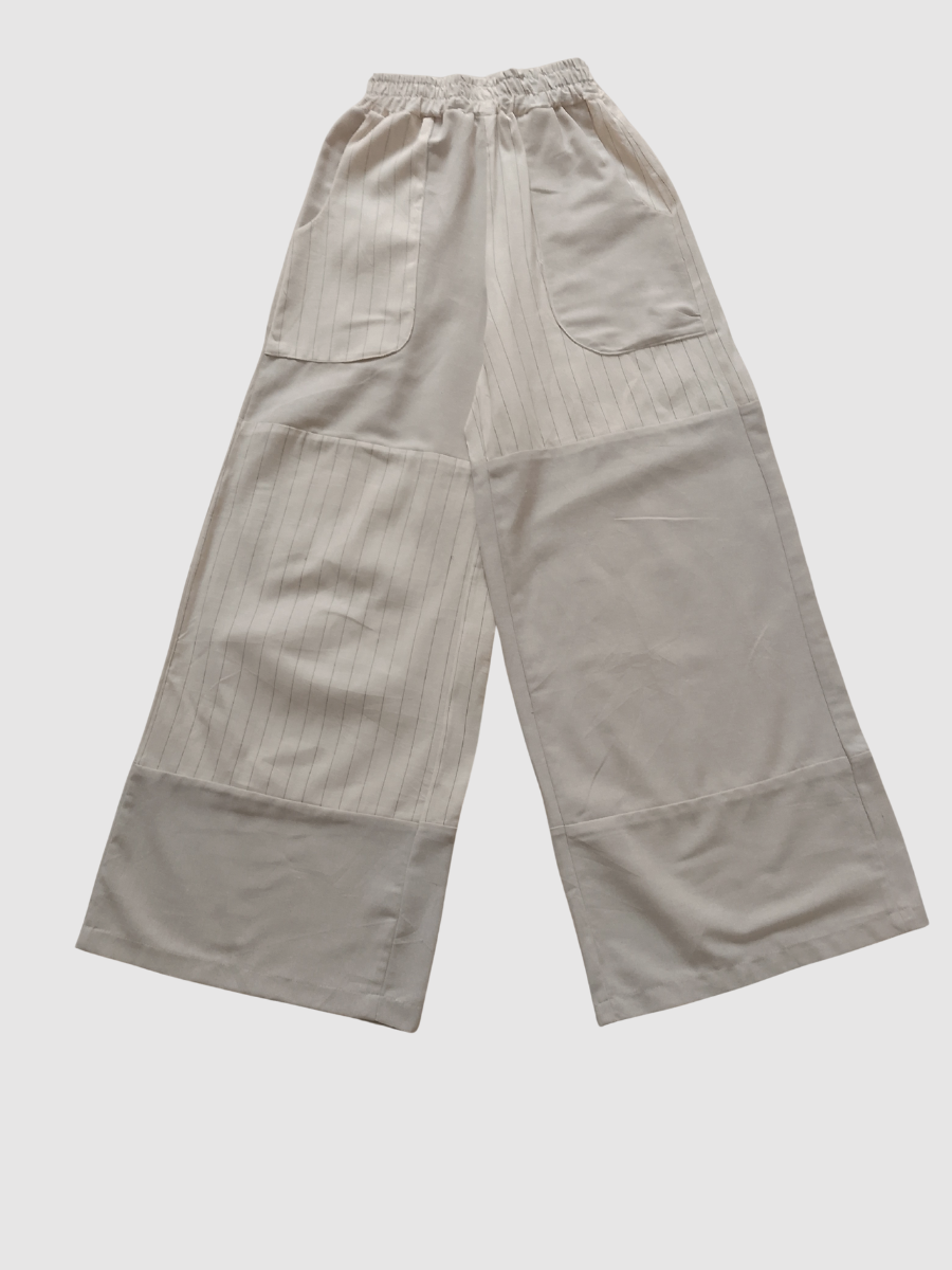 1 of 1 Mix Print Loose Pocket Pant in Beige(UK6)